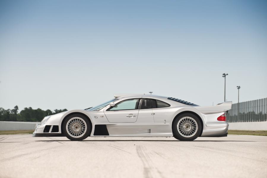 Mercedes-Benz CLK GTR 1998 года  (фото 29 из 33)
